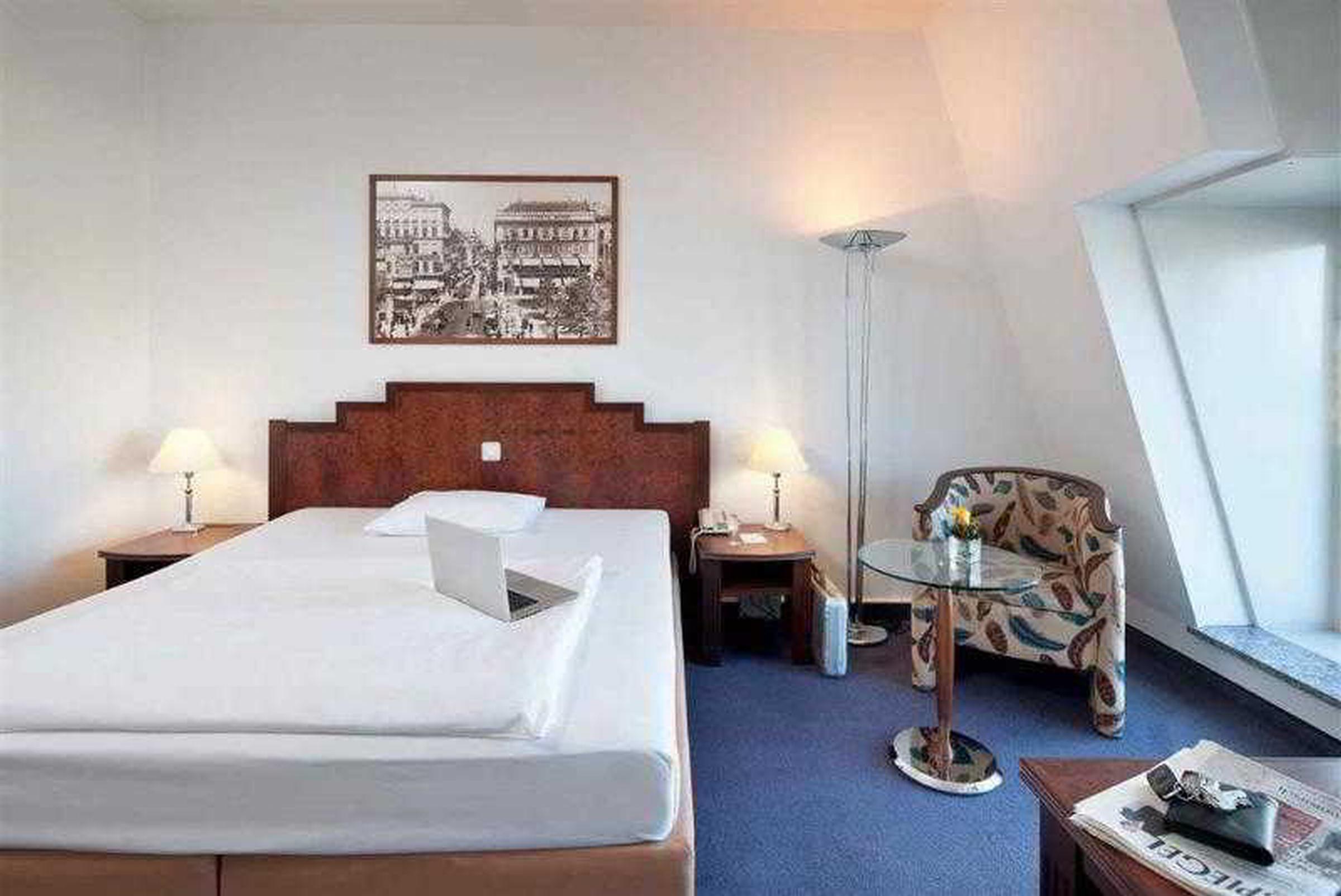 Mercure Hotel Berlin Tempelhof Exteriör bild